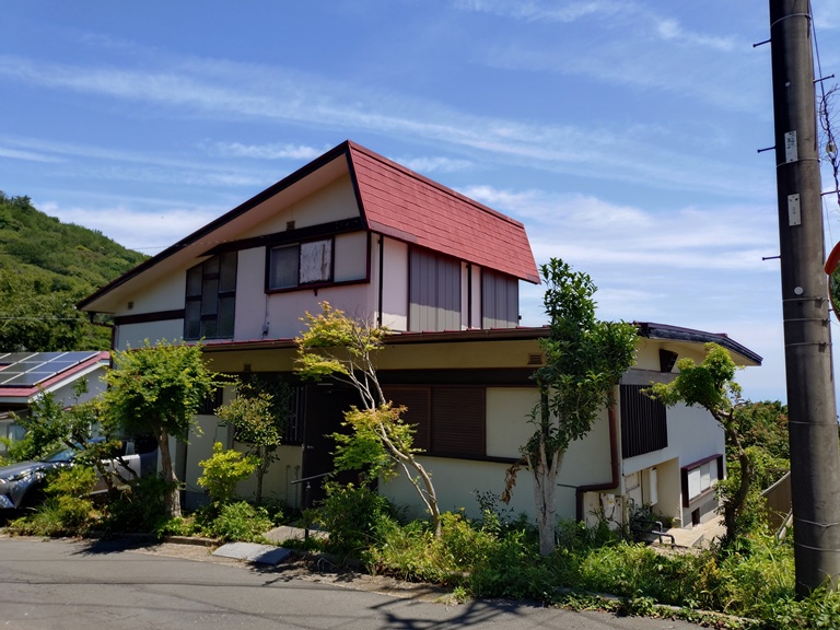 静岡県伊東市鎌田 の物件情報です。