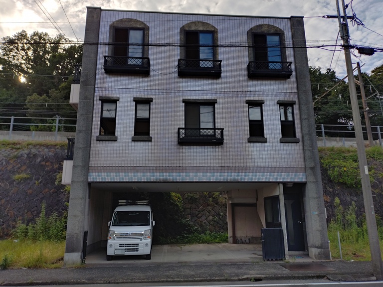 静岡県伊東市桜ガ丘 の物件情報です。