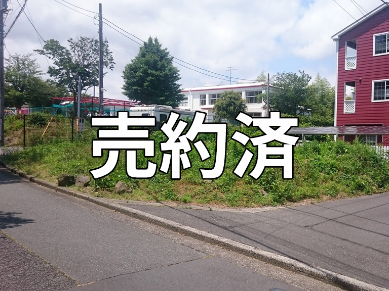 静岡県伊東市川奈：川奈 ～駅徒歩圏～ 住環境良好 建築条件無し 幼稚園近く 日当り良好 東南角地 の土地情報です。